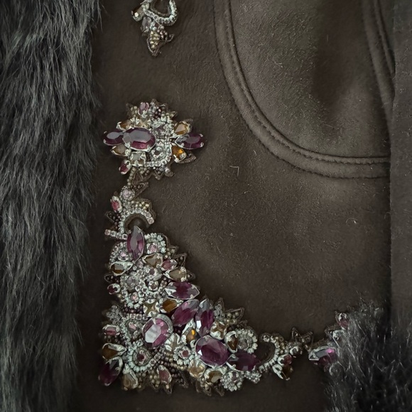 Elie Tahari 100% shearling jacket, dark brown, size M. - Picture 4 of 15